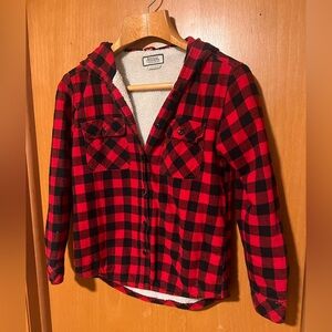 Boston Traders Hooded Button Flannel with Sherpa Lining Size M
